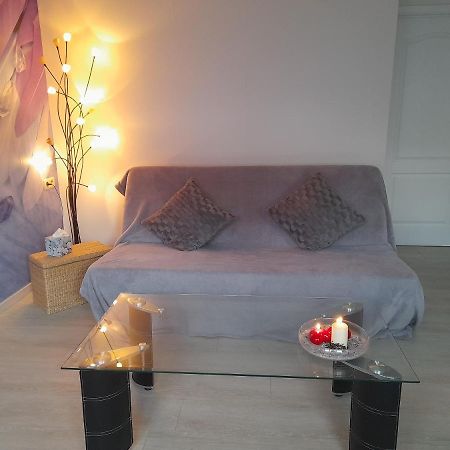 Plumes Et Zen Lägenhet Seraing Exteriör bild